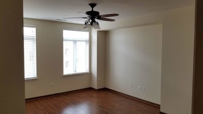 50 N Northwest Hwy in Park Ridge, IL - Building Photo - Building Photo