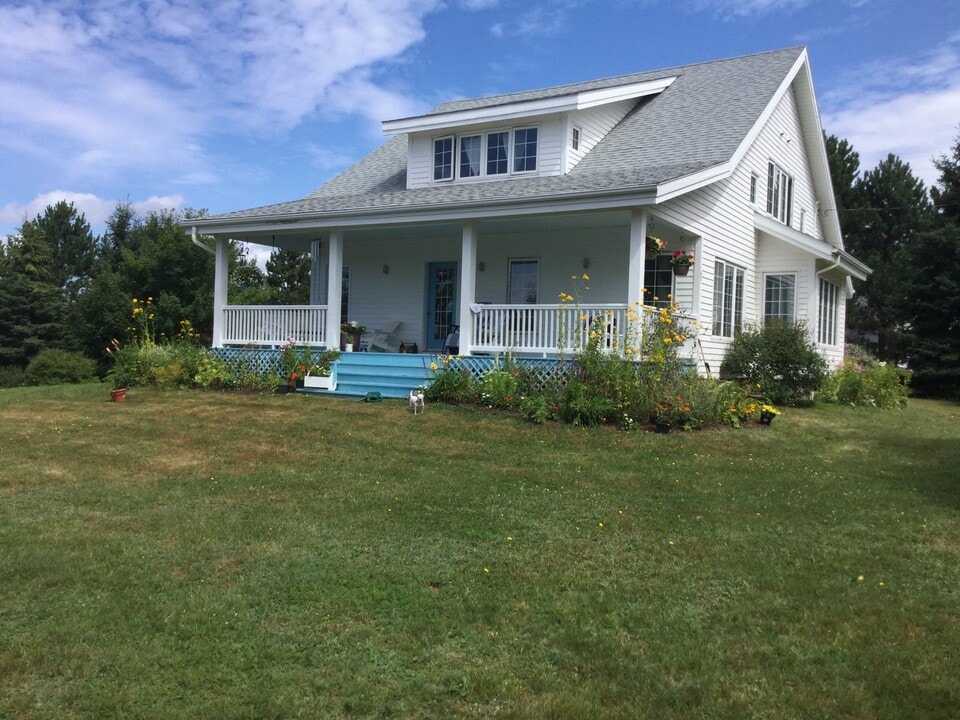 29 Haszard Point Ln in Stratford, PE - Building Photo