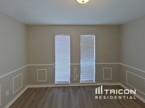 10144 Desert Willow Dr in Dallas, TX - Building Photo - Building Photo