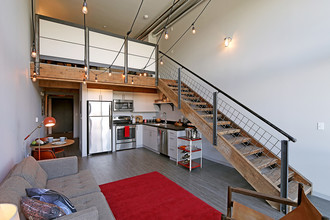 Hollywood Lofts in Seattle, WA - Building Photo - Building Photo