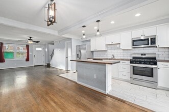 885 Jaydee Ave, Unit 4010 UNIT 1F in Dundalk, MD - Building Photo - Building Photo