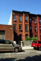 112 15th St Apartments