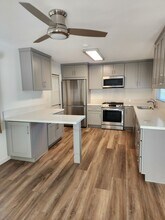 8042 Taylor Dr in Huntington Beach, CA - Building Photo - Building Photo