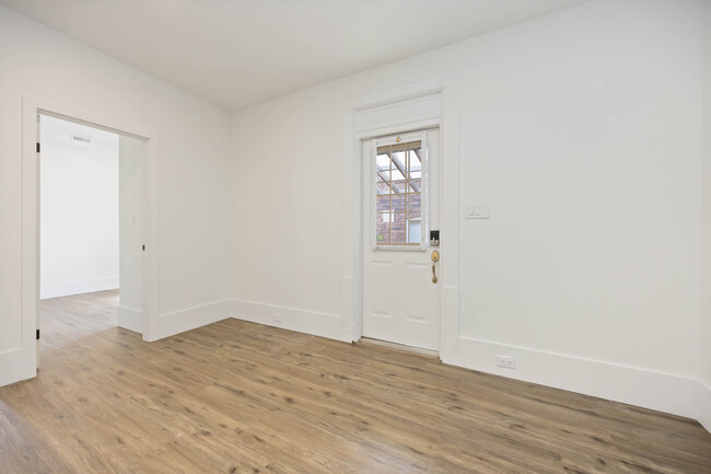 property at 406 Roncesvalles Av