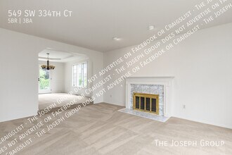 549 SW 334th Ct in Federal Way, WA - Building Photo - Building Photo