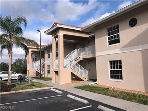 8423 Bernwood Cove Loop in Ft. Myers, FL - Building Photo - Building Photo
