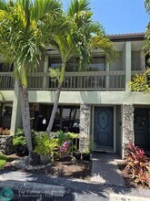 2851 NE 60th St in Fort Lauderdale, FL - Building Photo - Building Photo