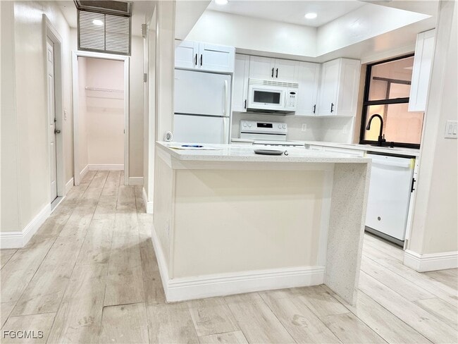 1420 SE 19th St in Cape Coral, FL - Building Photo - Building Photo