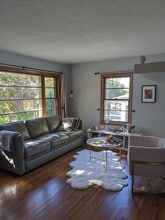 643 36 1/2 Ave NE in Minneapolis, MN - Building Photo - Building Photo