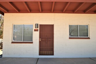 610 E Drachman St, Unit 610 in Tucson, AZ - Foto de edificio - Building Photo