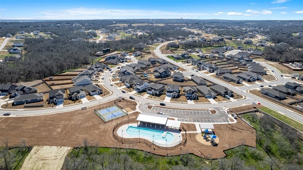 134 Stellers Swoop in Cedar Creek, TX - Building Photo
