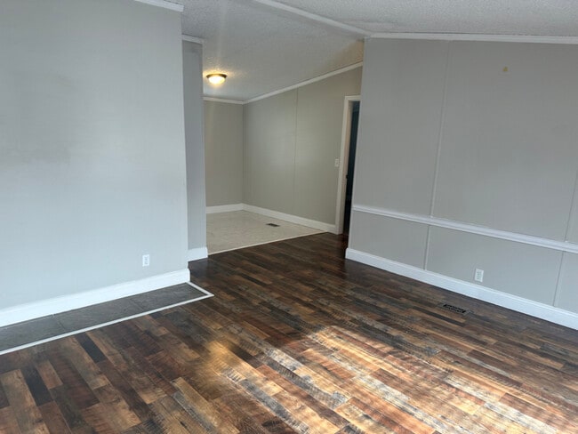 property at 4816 US-441