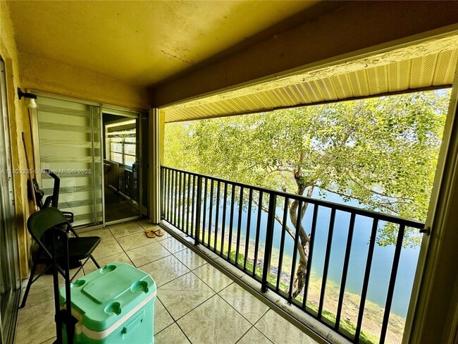 15430 SW 82nd Ln, Unit 633 in Miami, FL - Building Photo - Building Photo
