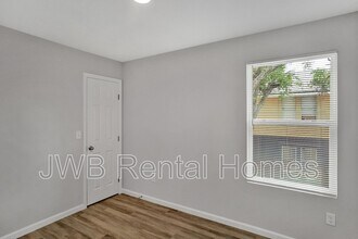 225 E 17th St in Jacksonville, FL - Building Photo - Building Photo