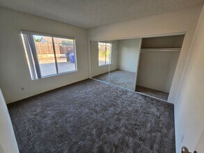 7474-76 Armstrong Pl in San Diego, CA - Building Photo - Building Photo