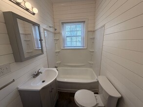 432 E Lytle St in Murfreesboro, TN - Building Photo - Building Photo