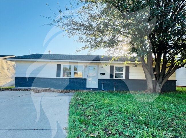 property at 2518 4th St