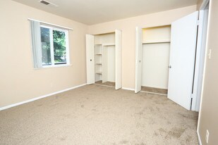 Six Trails Apartment Homes