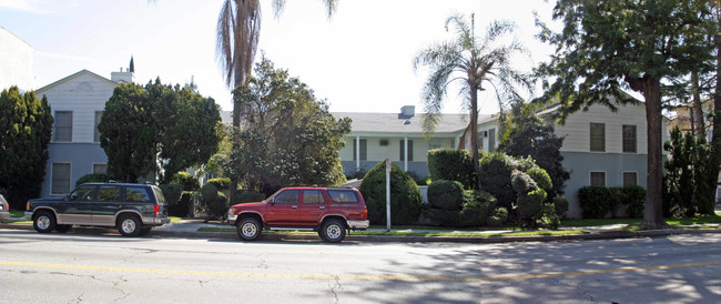 Residential Condonminium in Studio City, CA - Foto de edificio - Building Photo