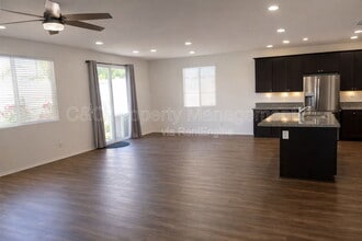 620 Brittania Rd in Hemet, CA - Building Photo - Building Photo