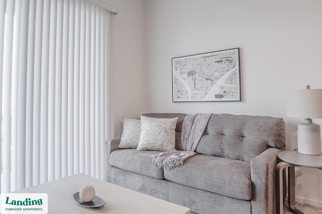 515 Corso Ln in Davenport, FL - Building Photo