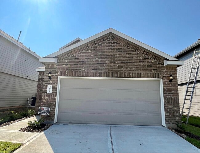property at 4814 Blue Jacaranda Wy