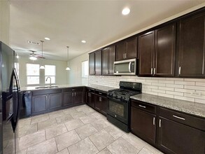 113 Fattoria Cv in Liberty Hill, TX - Building Photo - Building Photo