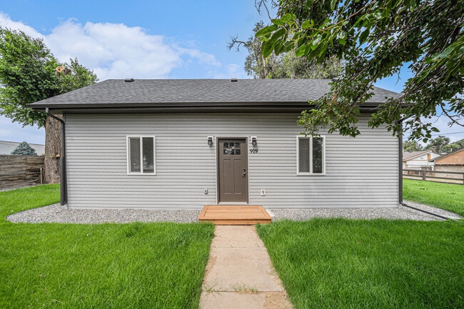 919 36th St in Evans, CO - Building Photo - Building Photo