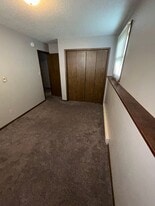 1838-1840 W 3rd St in Waterloo, IA - Building Photo