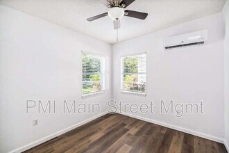 2042 Chamberlin St in Orlando, FL - Building Photo - Building Photo