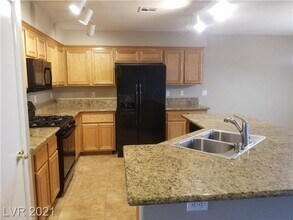 1553 Ivygate Ave in Las Vegas, NV - Building Photo - Building Photo