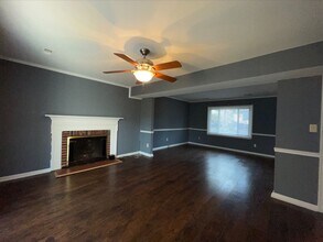 5 Battery Pl in Newport News, VA - Building Photo - Building Photo