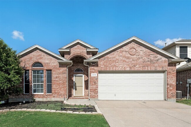6416 Alexandra Meadows Dr in Fort Worth, TX - Building Photo - Building Photo