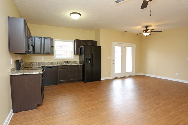 Vineland Carriage Homes Apartments