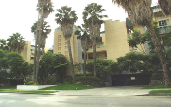 Marina Palms in Los Angeles, CA - Foto de edificio - Building Photo