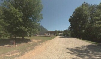 27 Greensburg St in Greensburg, LA - Building Photo