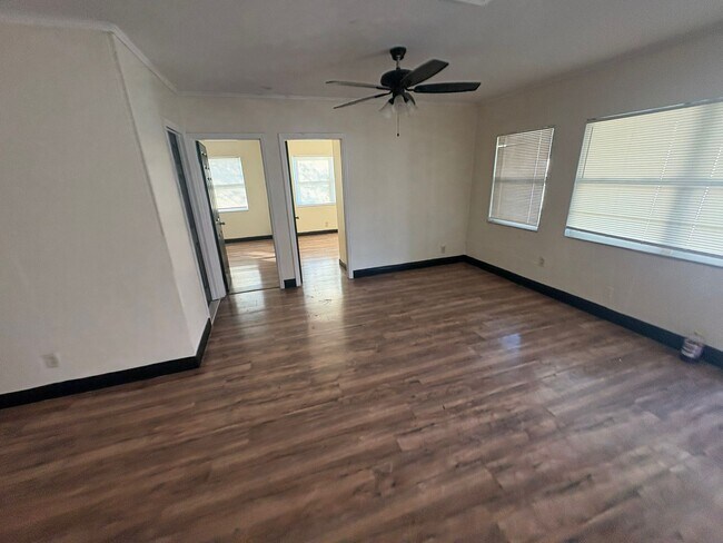 347 NW 6th Ave in Delray Beach, FL - Foto de edificio - Building Photo