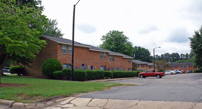 Gorman Crossings in Raleigh, NC - Building Photo - Building Photo