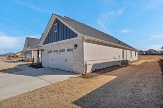 16930 Orleans Dr in Athens, AL - Building Photo - Building Photo