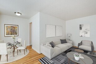 KOBE Apartments in Denver, CO - Building Photo