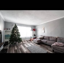 206 N 37th St in Milwaukee, WI - Foto de edificio - Building Photo