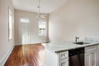 2228 St Andrew St in New Orleans, LA - Building Photo - Building Photo