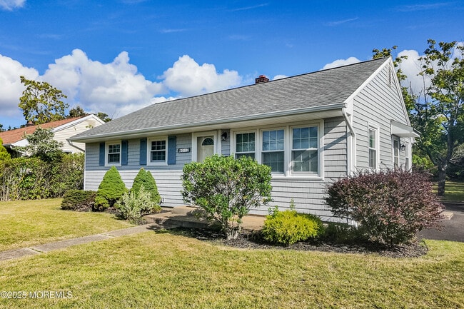 512 Terrace Ave in Toms River, NJ - Building Photo - Building Photo