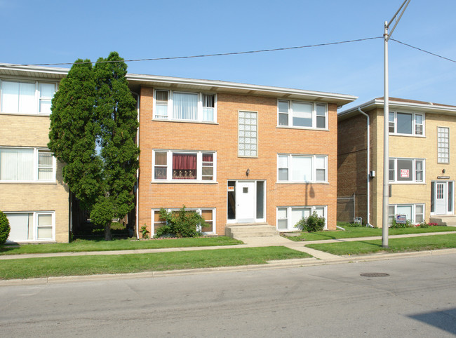 1216 N 31st Ave in Melrose Park, IL - Building Photo - Building Photo