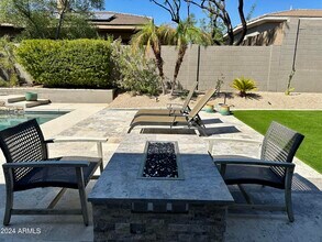 7940 E Quill Ln in Scottsdale, AZ - Foto de edificio - Building Photo