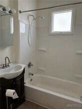 37 Abbottsford Pl in Buffalo, NY - Building Photo - Building Photo