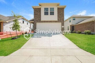 3711 Somers Crest in San Antonio, TX - Building Photo - Building Photo