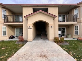 10046 W Garverdale Ln, Unit 202 Apartamentos