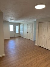 220 Providence Rd in Grafton, MA - Building Photo - Building Photo