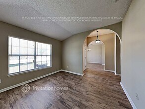 8043 Sable Creek Dr E in Jacksonville, FL - Building Photo - Building Photo